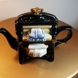 Vtg Miniature Cardew Design teapot